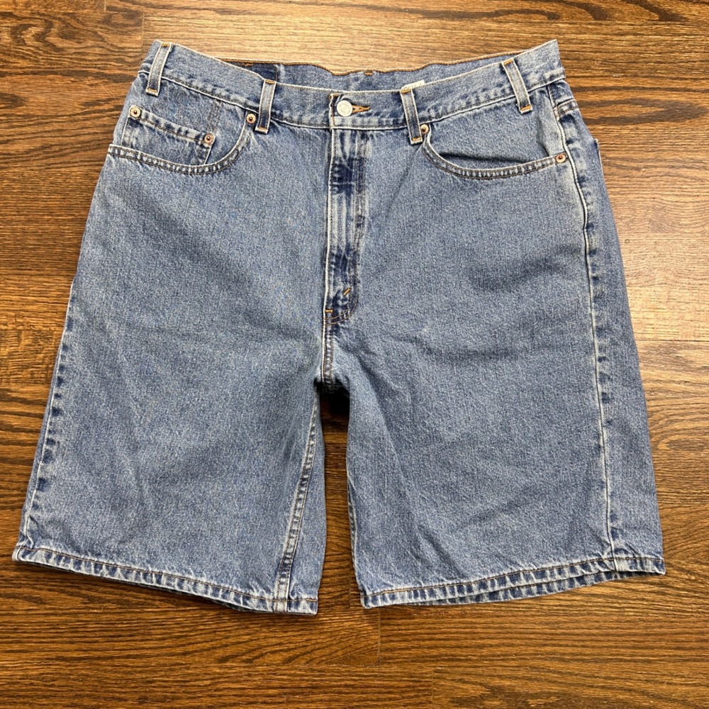 Levis 550 Relaxed Fit Denim Shorts Mens 38 Medium Wash Blue Cotton Jean Shorts